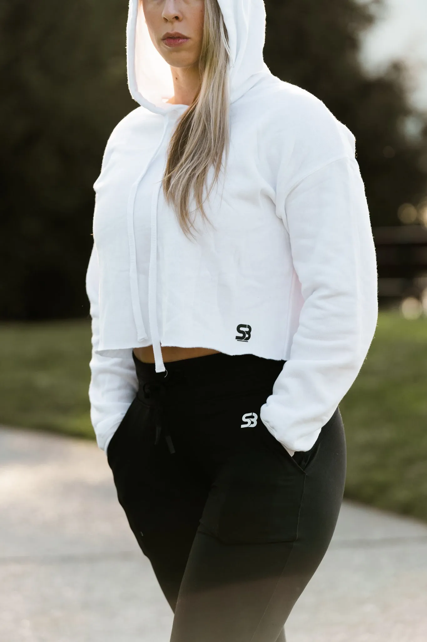 Dynamic Crop Hoodie
