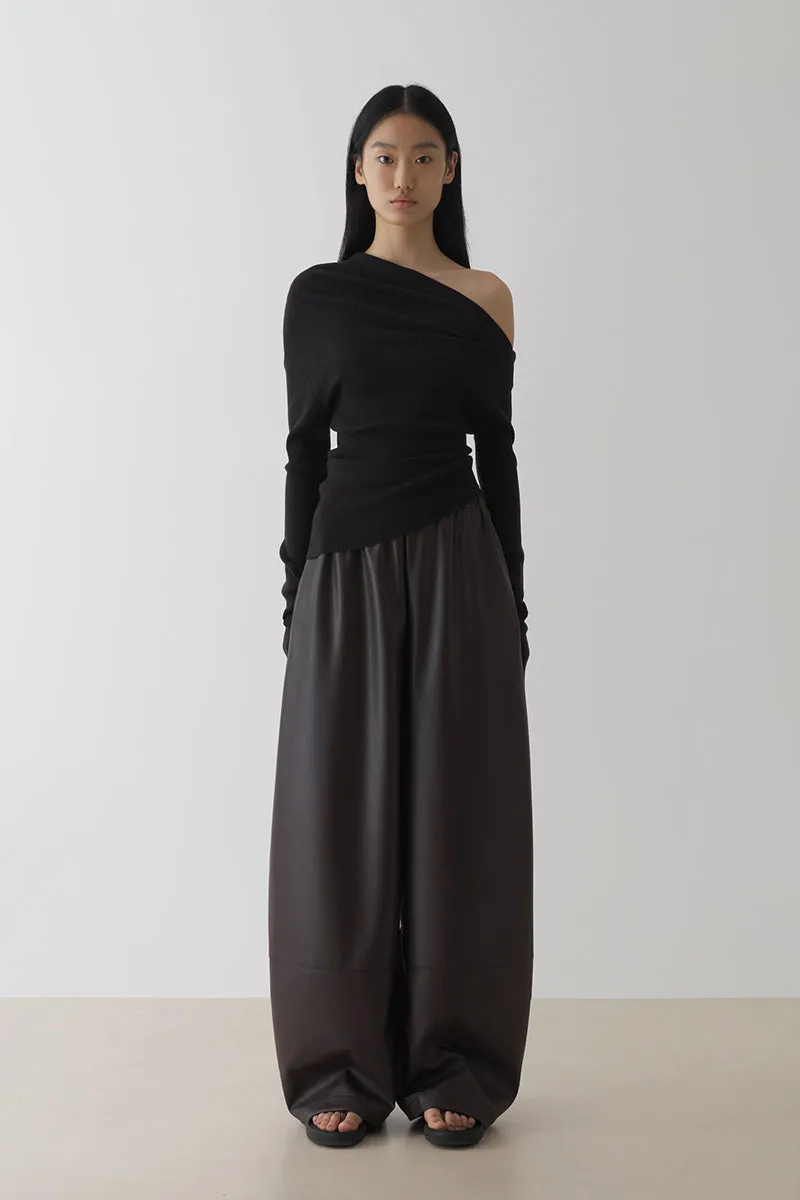 Pleated Balloon Leather Pants
