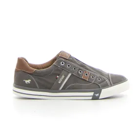 Sneaker slip on