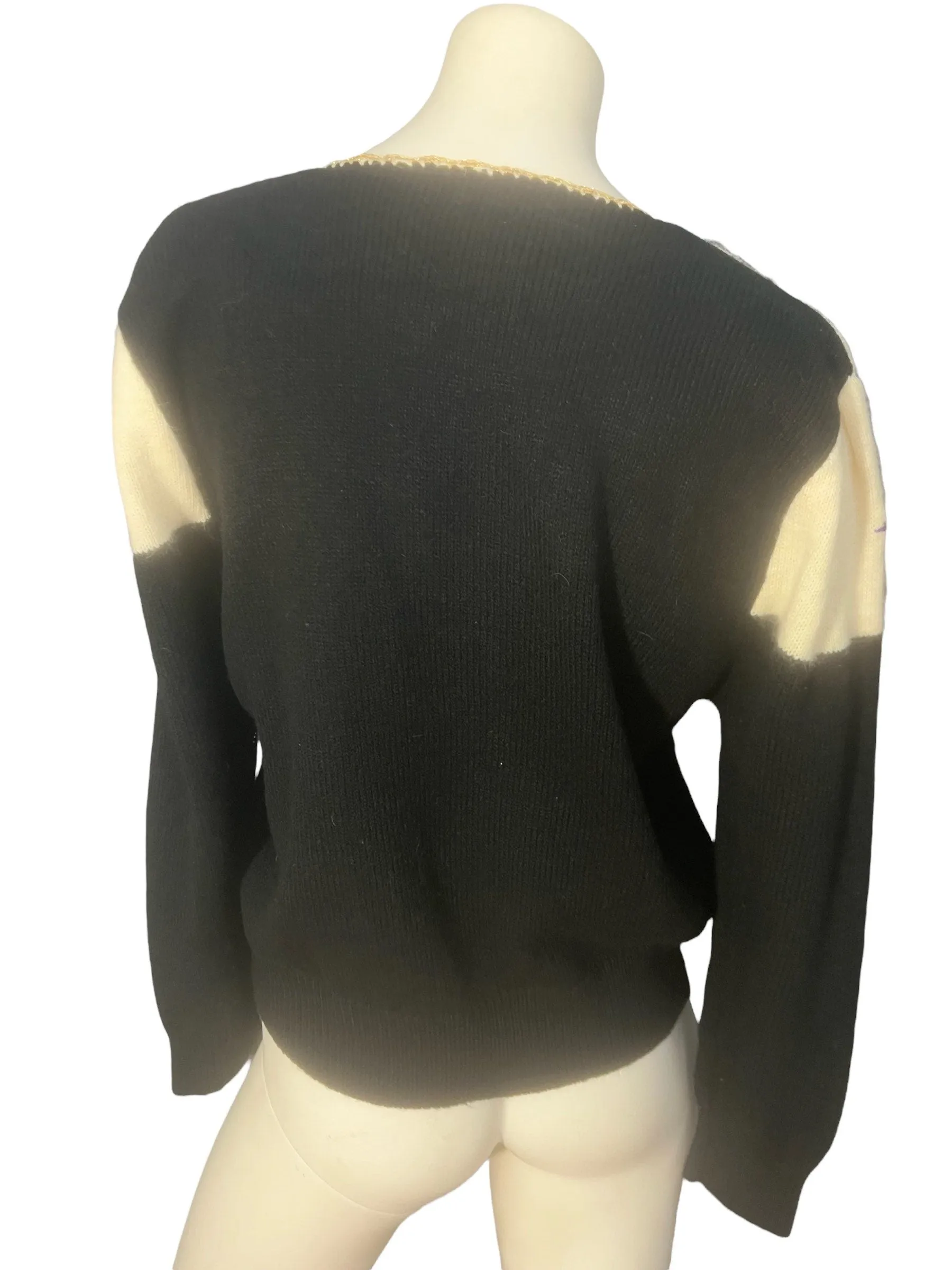 Vintage 80's Jaclyn Smith bead sweater L
